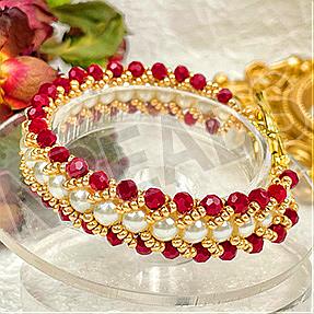 Nbeads Tutorials on How to Make Flat Spiral Stitch Bracelet with Glass Beads