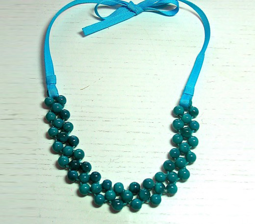necklace with beads