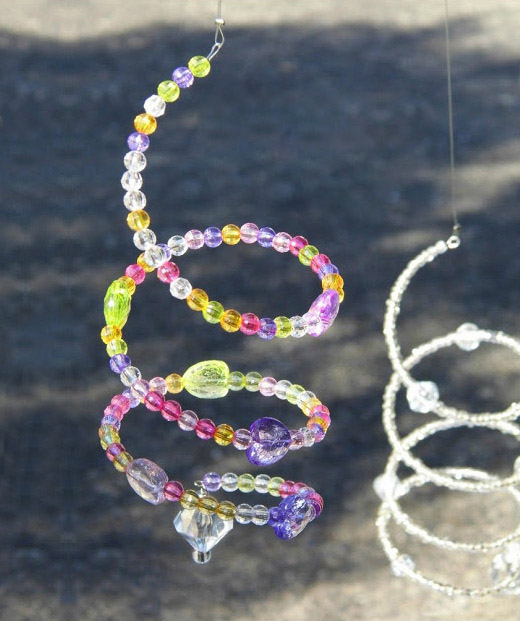 How To DIY A Suncatcher with glass beads ✨😎//EverythingAJ's 
